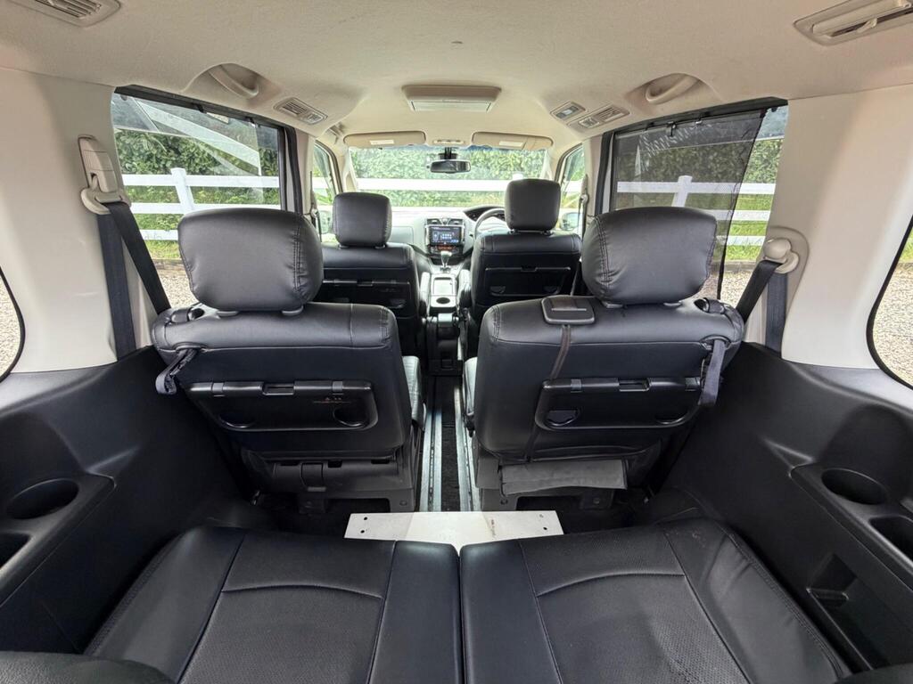 2014 Nissan Serena thumbnail 38