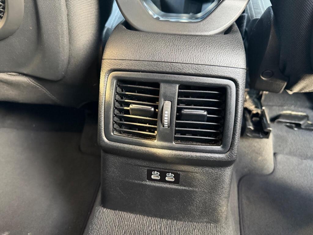 2018 BMW X1 thumbnail 26