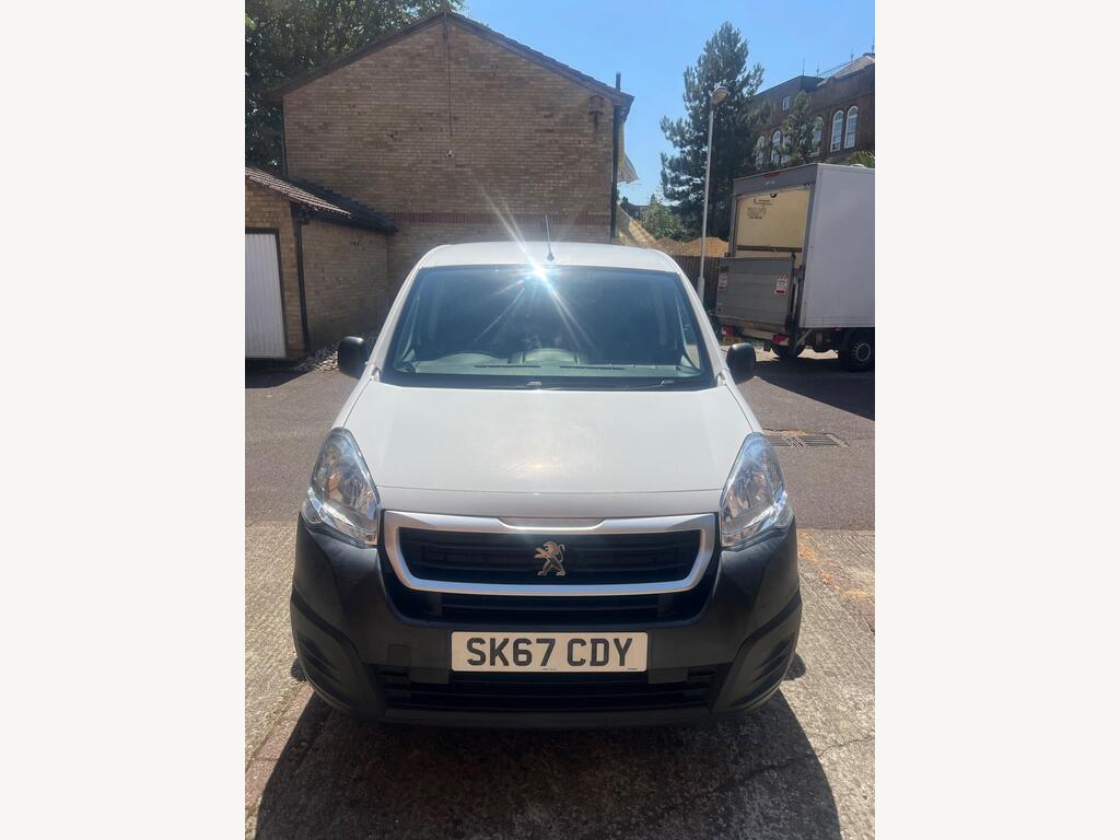 Peugeot e-Partner