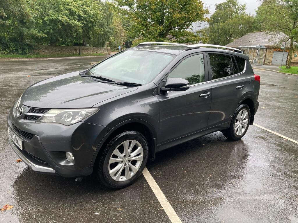 Toyota RAV4 SUV 2.2 D-4D Invincible 4WD Euro 5 5dr