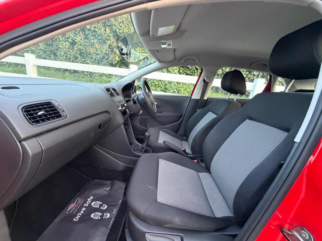 2009 Volkswagen Polo thumbnail 26