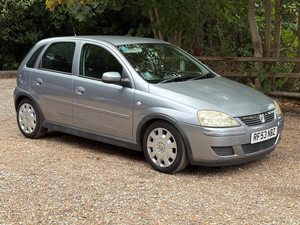 Vauxhall Corsa Hatchback 1.4i 16v Design 5dr (a/c)