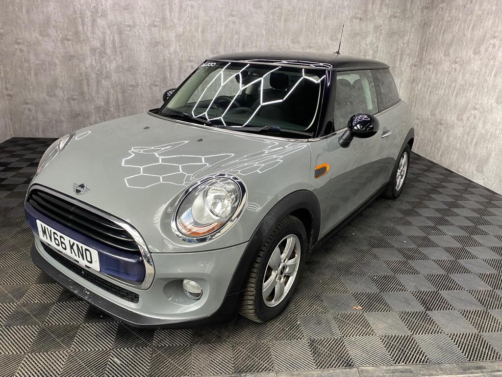 MINI Hatch Hatchback 1.5 Cooper Euro 6 (s/s) 3dr