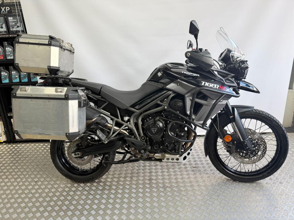 Triumph Tiger 800
