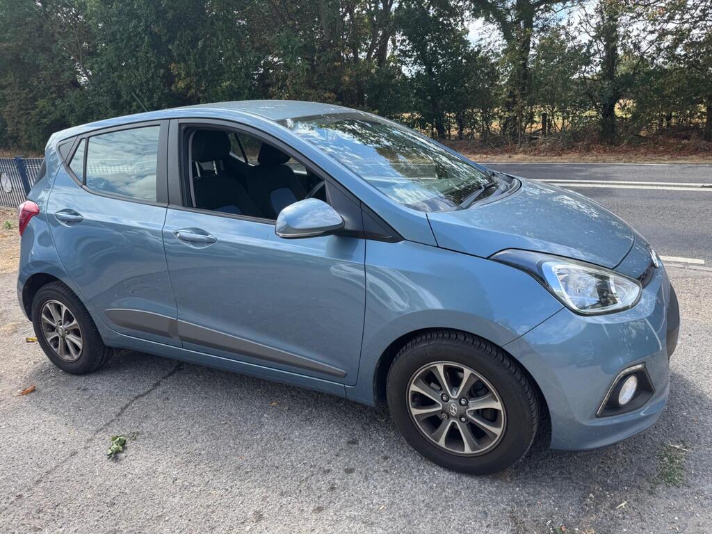 Hyundai i10 Hatchback 1.2 Premium Euro 5 5dr