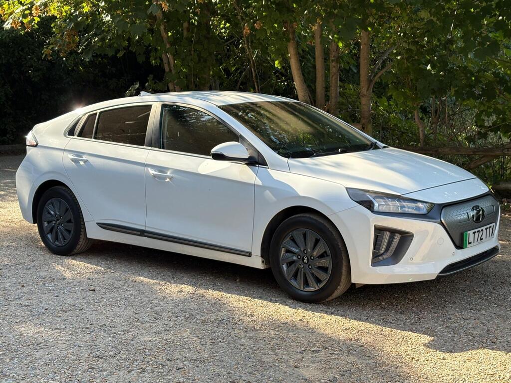 Hyundai IONIQ Hatchback 38.3kWh Premium SE Auto 5dr