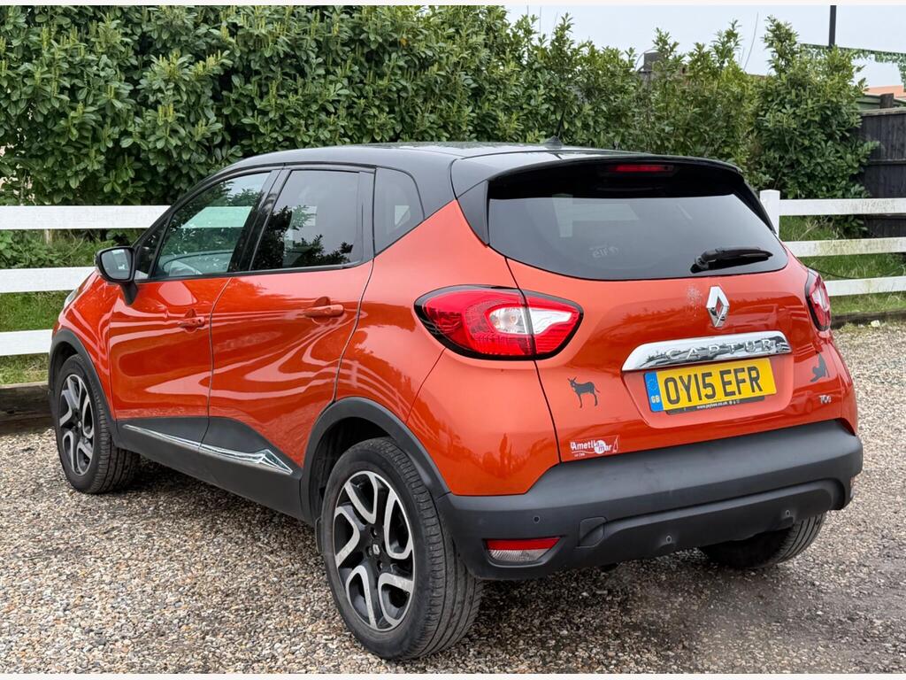 2015 Renault Captur thumbnail 5