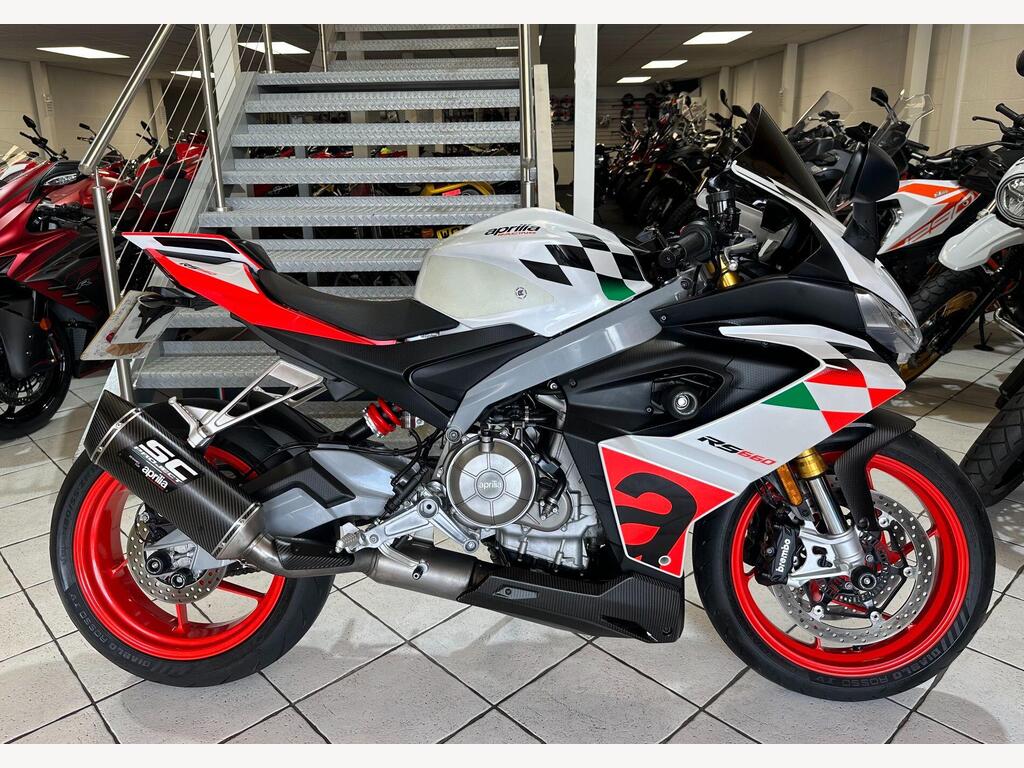 Aprilia RS 660