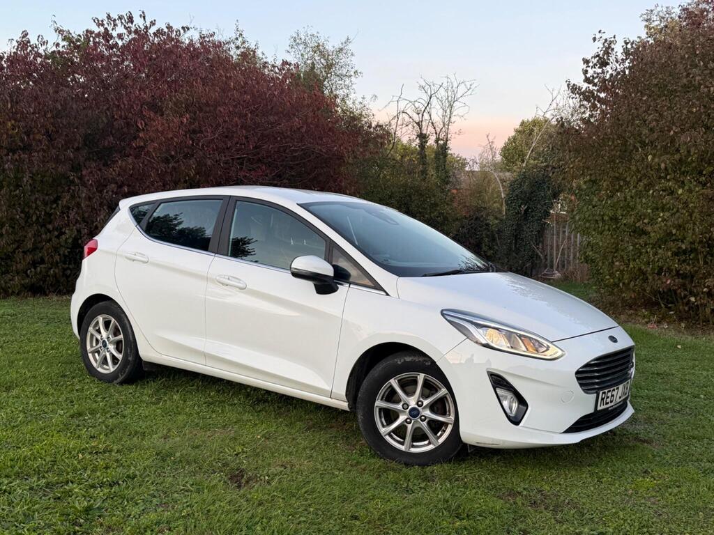 Ford Fiesta Hatchback 1.1 Ti-VCT Zetec Euro 6 (s/s) 5dr