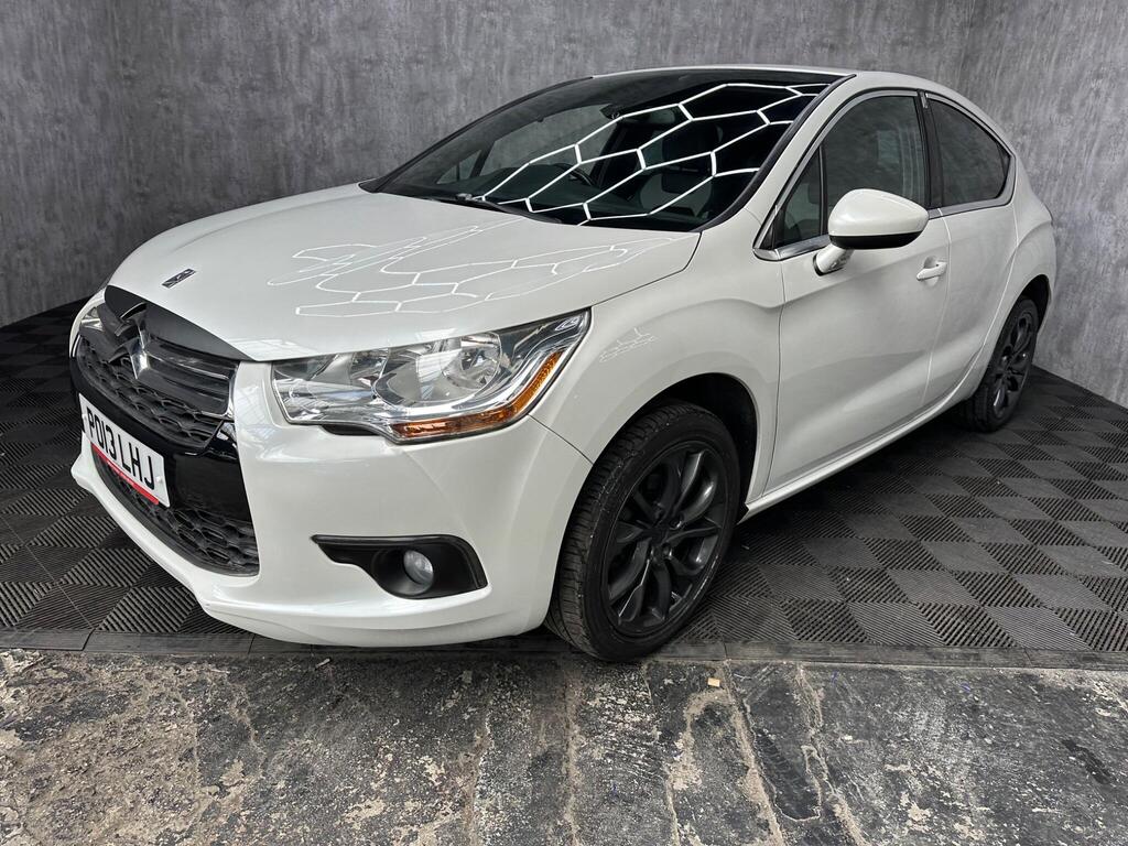 Citroen DS4 Hatchback 1.6 HDi DStyle Euro 5 5dr