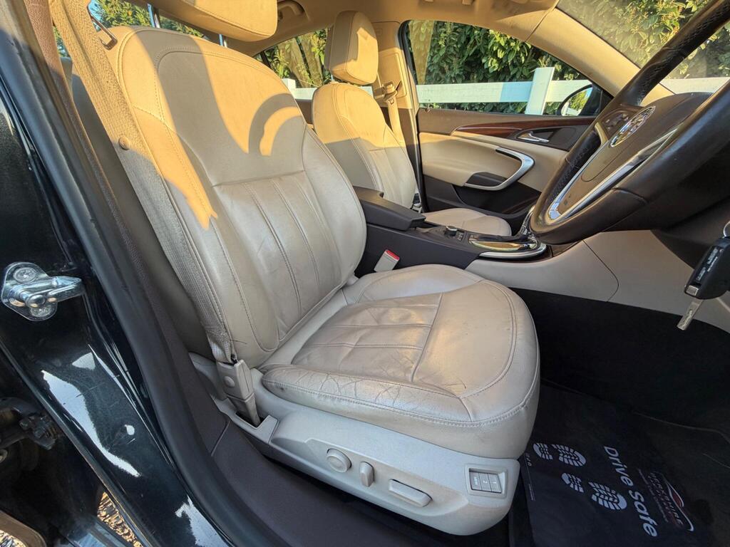 2010 Vauxhall Insignia thumbnail 20