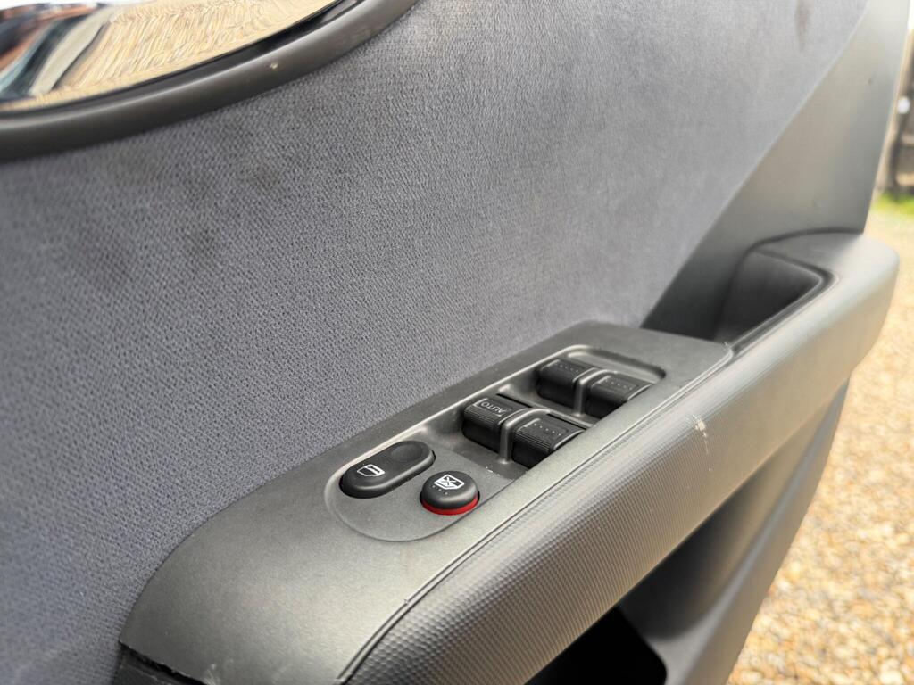 2005 Honda Jazz thumbnail 22