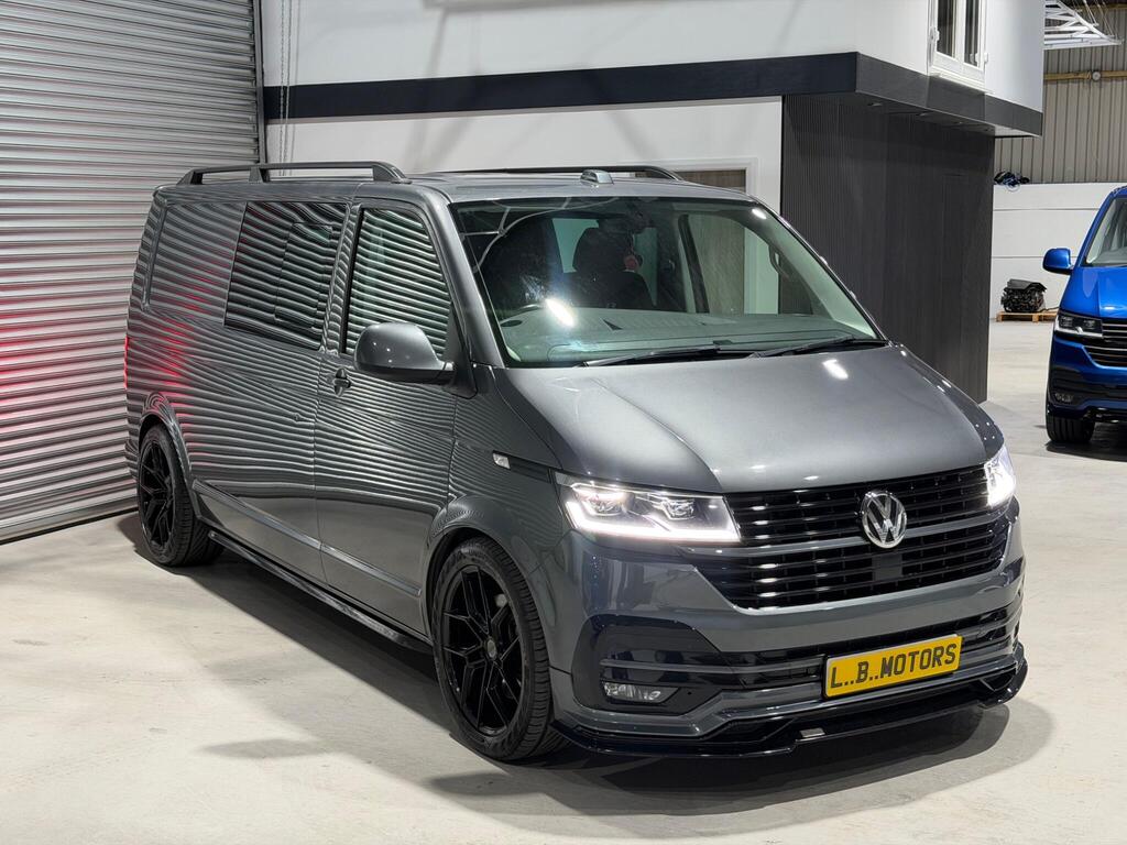 Volkswagen Transporter Combi Van 2.0 BiTDI T32 Highline Kombi DSG FWD LWB High Roof Euro 6 (s/s) 5dr
