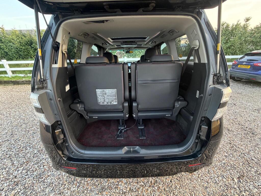 2013 Toyota Vellfire thumbnail 40