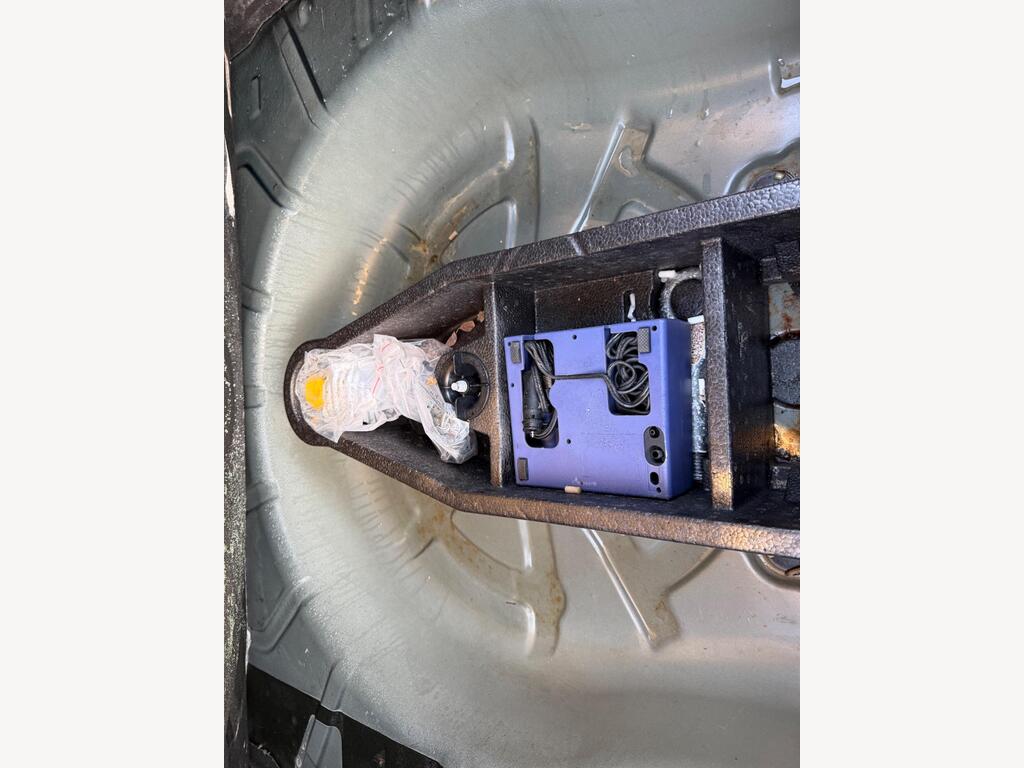 2010 Vauxhall Insignia thumbnail 36