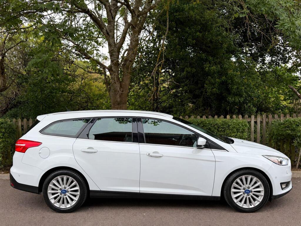 Ford Focus Estate 1.0T EcoBoost Titanium X Euro 6 (s/s) 5dr
