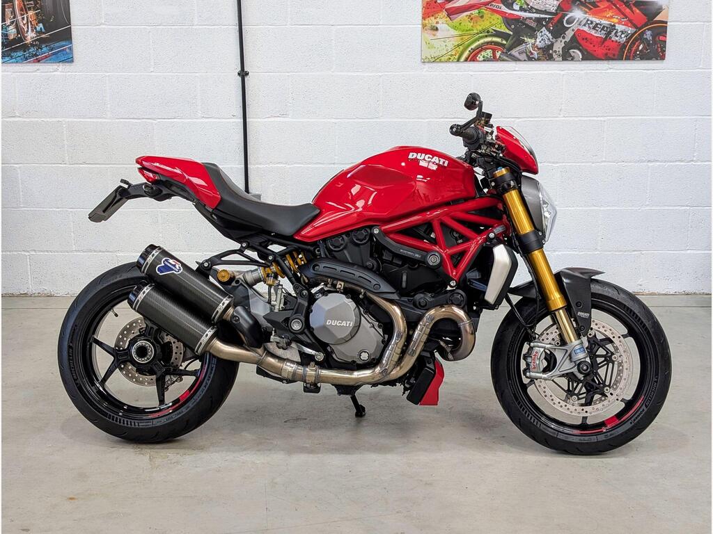 Ducati Monster 1200
