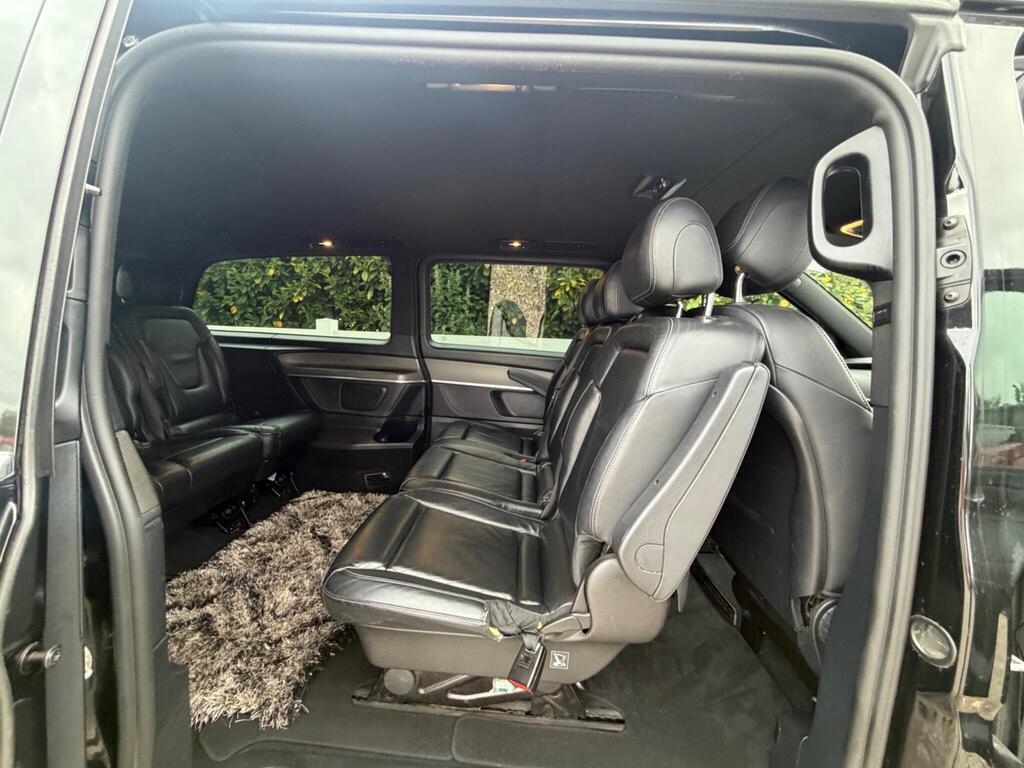 2015 Mercedes-Benz V Class thumbnail 25