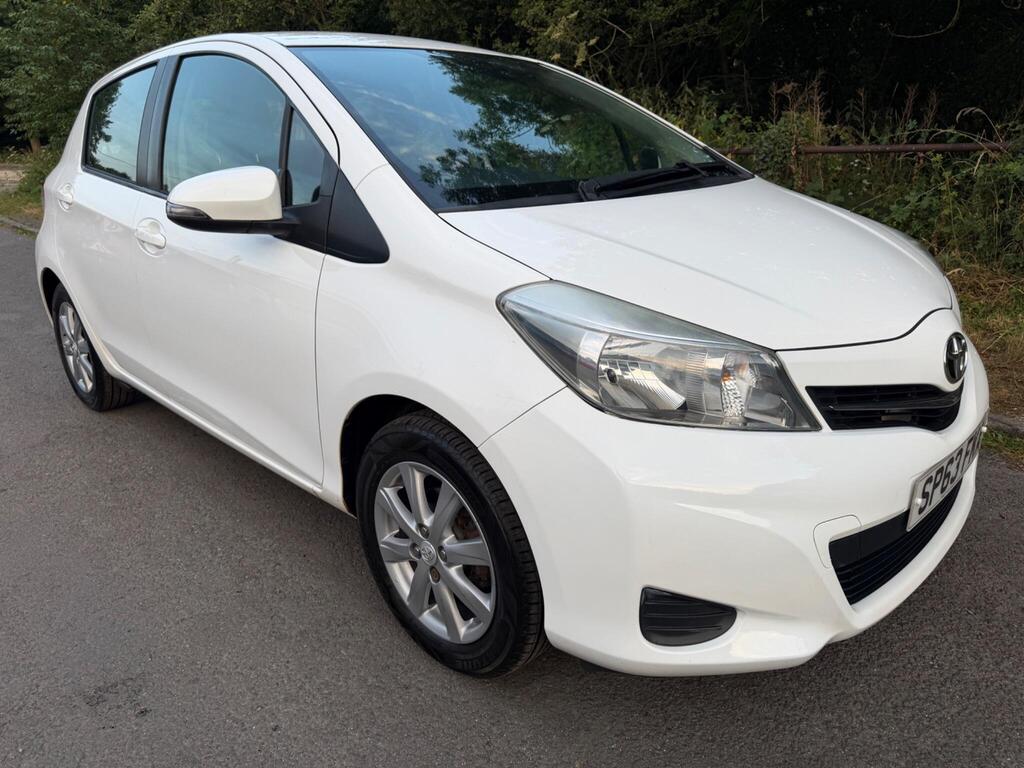 Toyota Yaris Hatchback 1.33 Dual VVT-i TR Euro 5 5dr