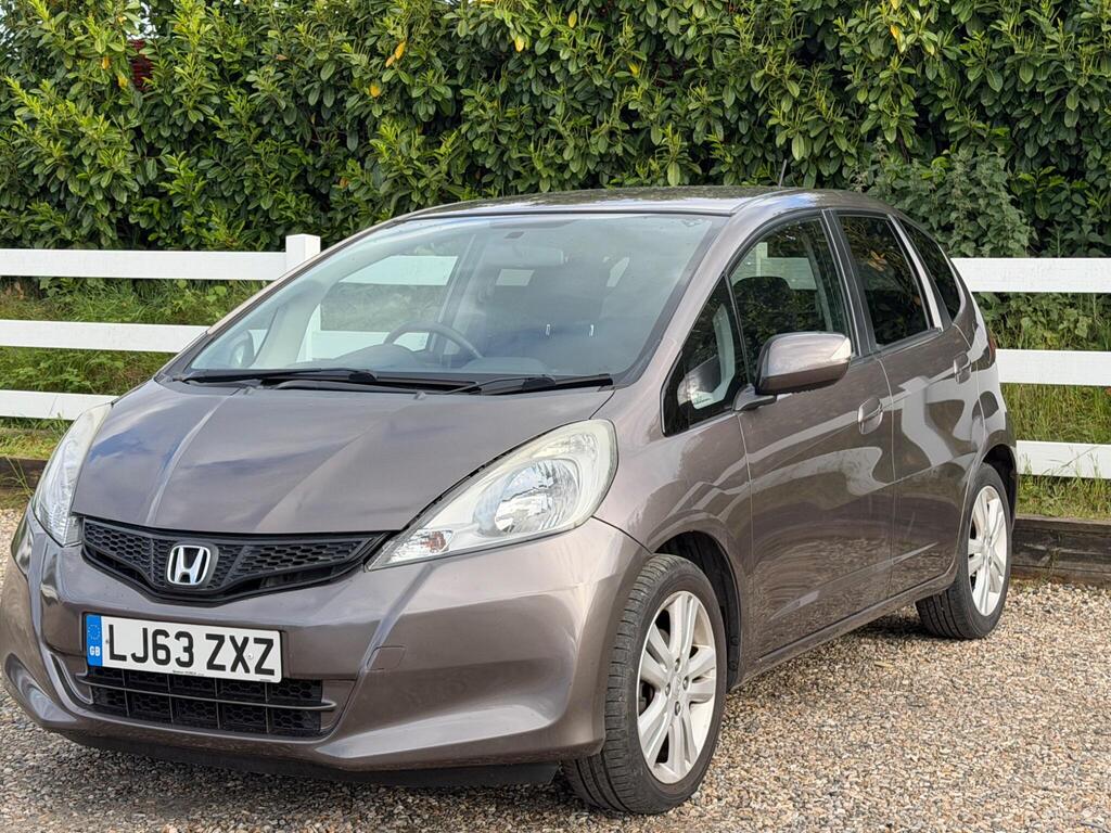 2013 Honda Jazz thumbnail 8