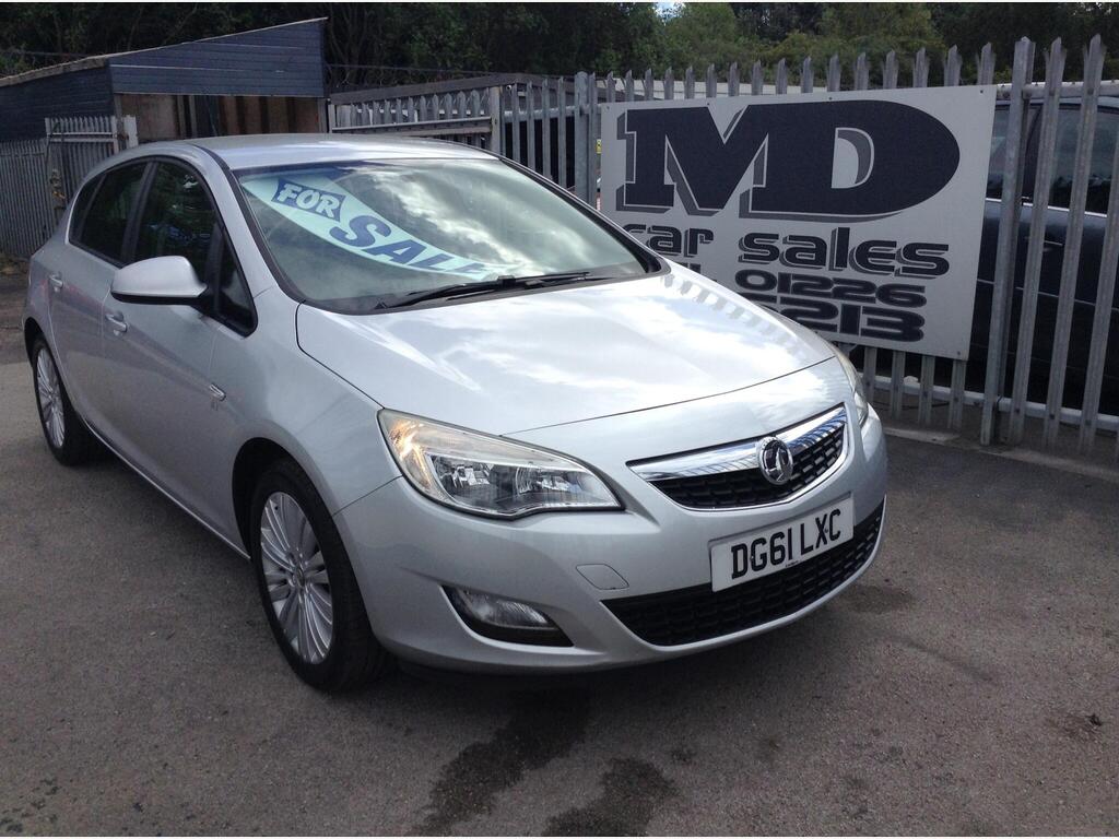 Vauxhall Astra Hatchback 1.6 16v Excite Euro 5 5dr