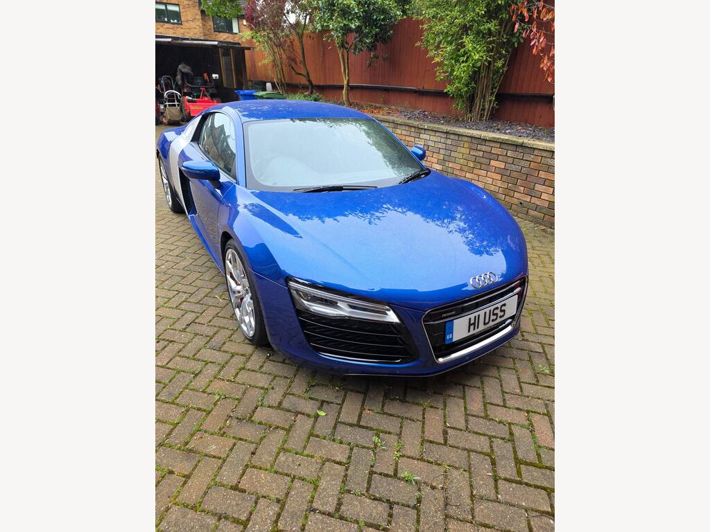 Audi R8