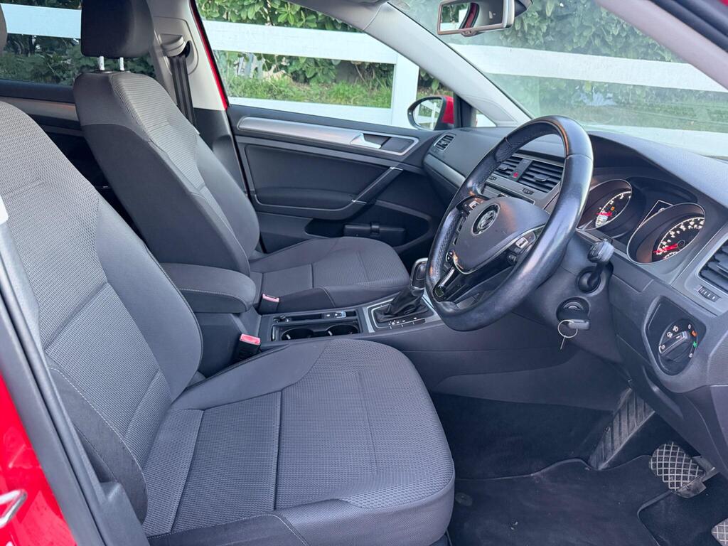 2014 Volkswagen Golf thumbnail 18