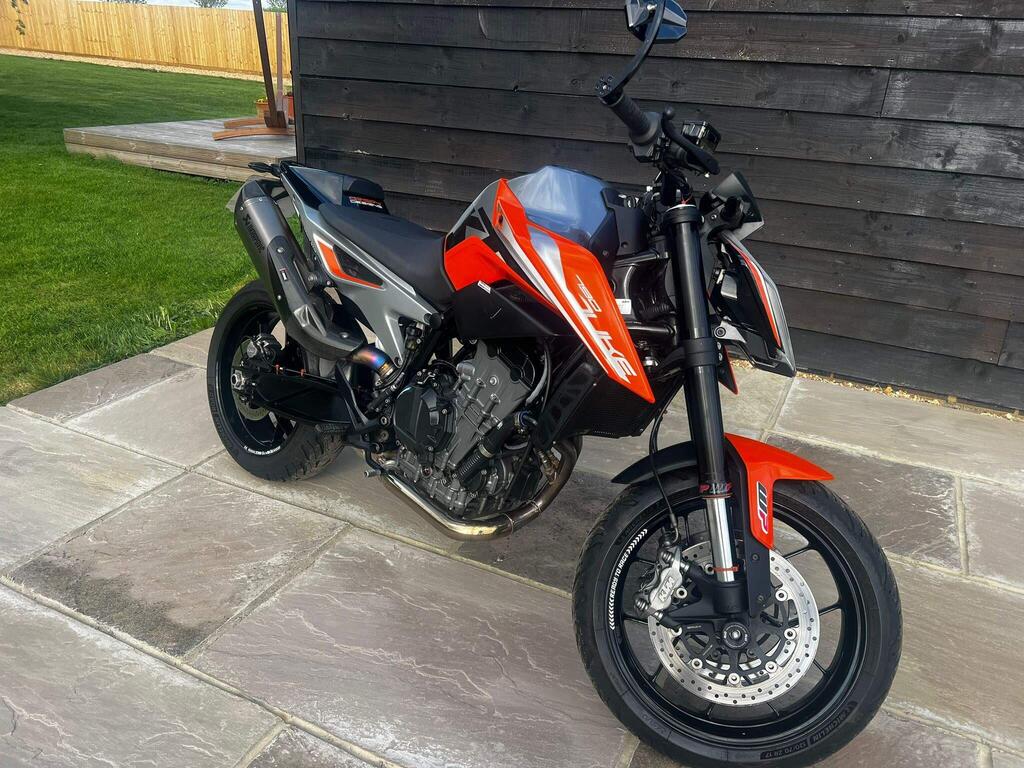 KTM 790 Duke