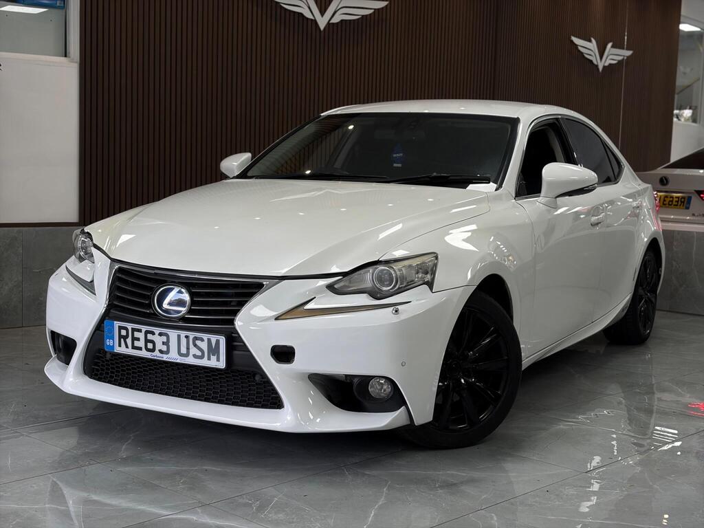 Lexus IS