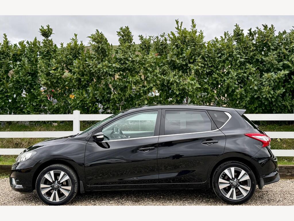 2017 Nissan Pulsar thumbnail 9