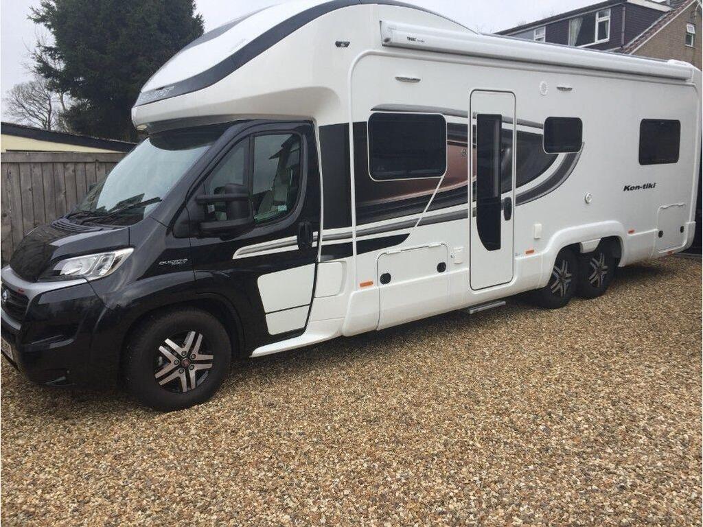 Swift Kon-Tiki 649 Black Edition Coach Built DELIVERY POSSIBLE,6 BERTH,6 BELTS,