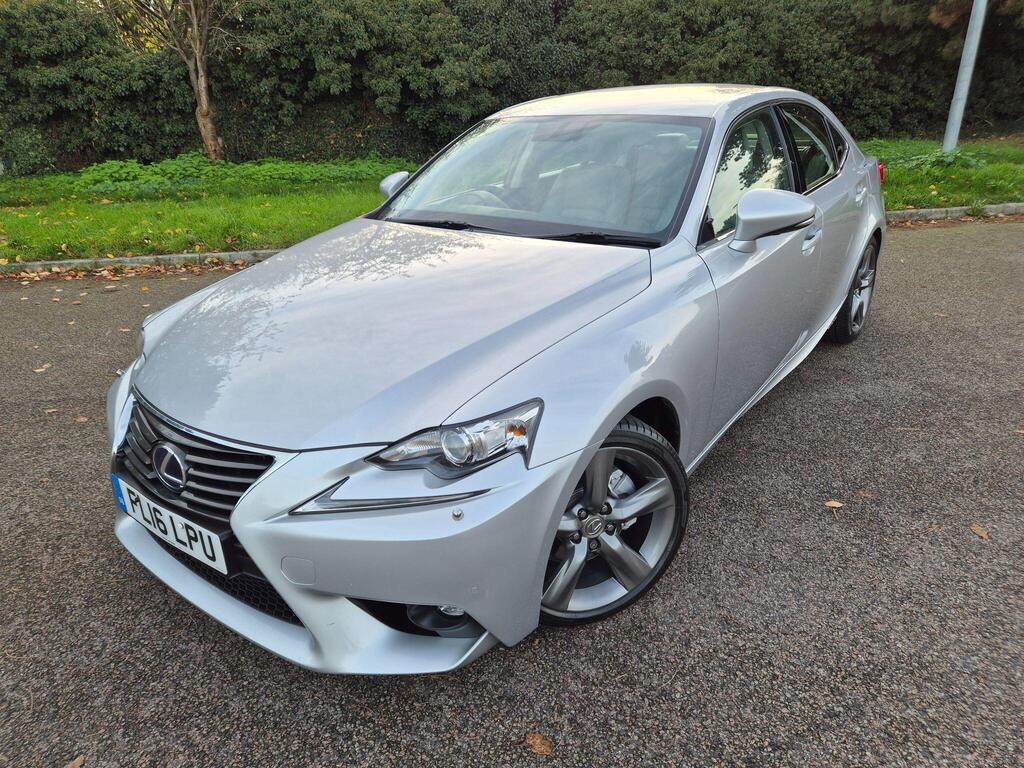 Lexus IS Saloon 2.5 300h Premier E-CVT Euro 6 (s/s) 4dr