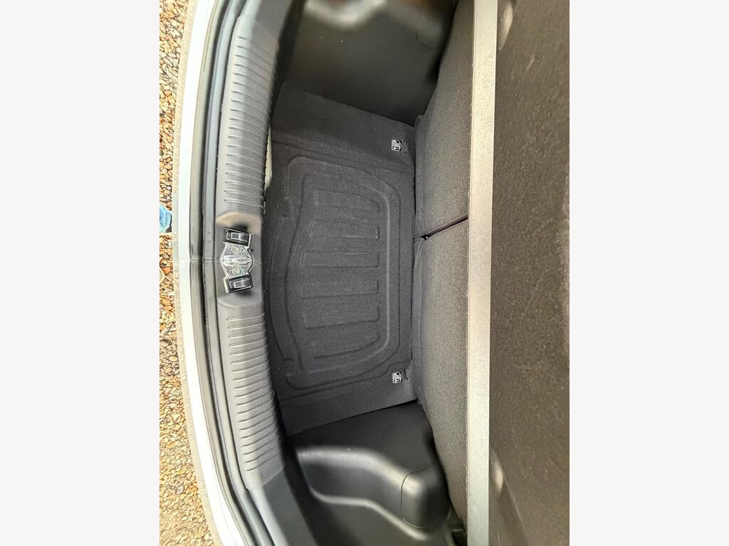 2014 Kia Picanto thumbnail 38