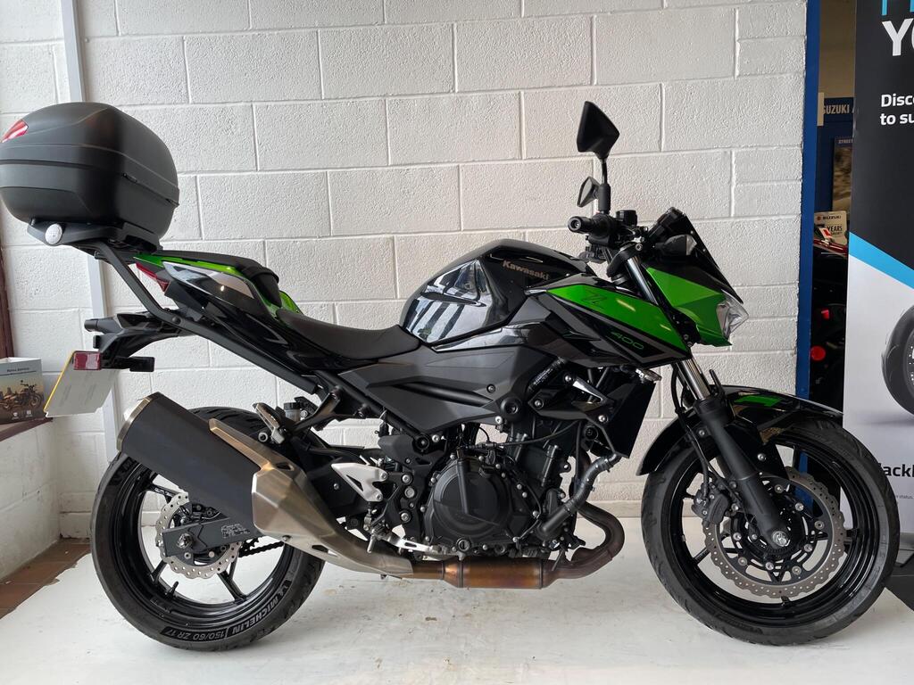 Kawasaki Z400
