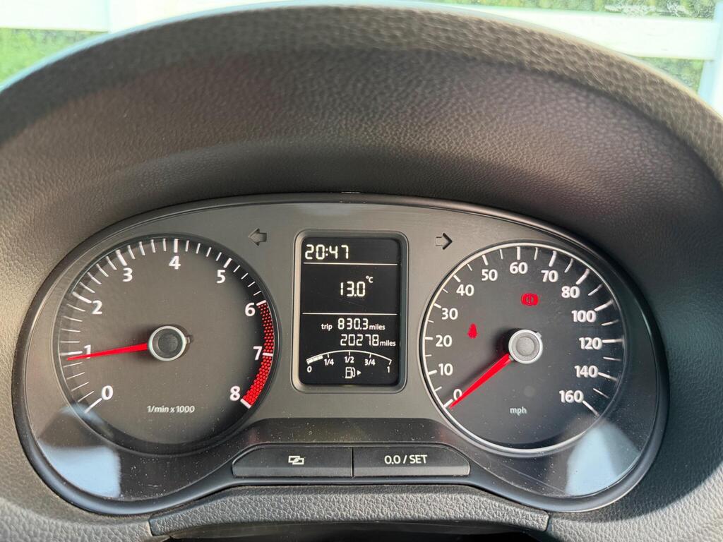 2009 Volkswagen Polo thumbnail 23