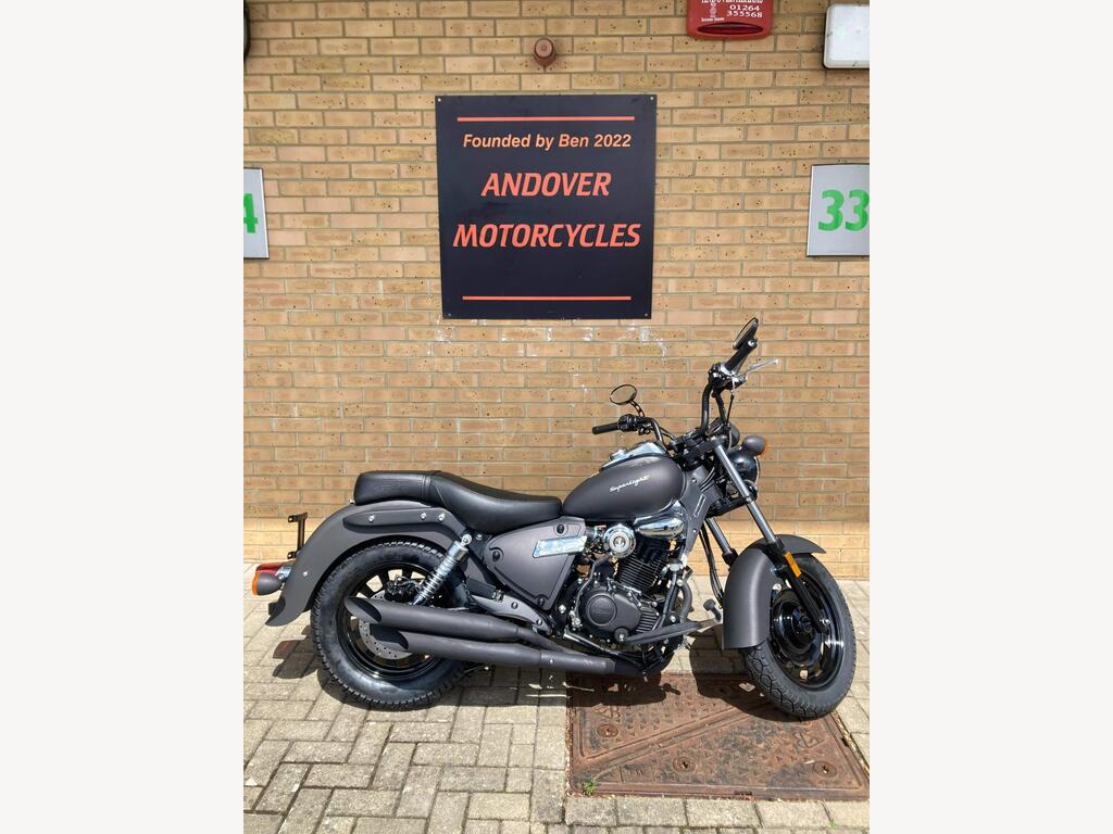 Keeway Superlight 125 Custom Cruiser NAKED