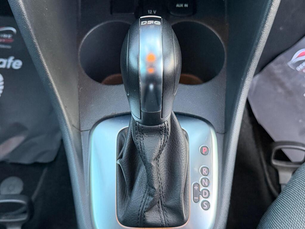 2014 Volkswagen Polo thumbnail 16