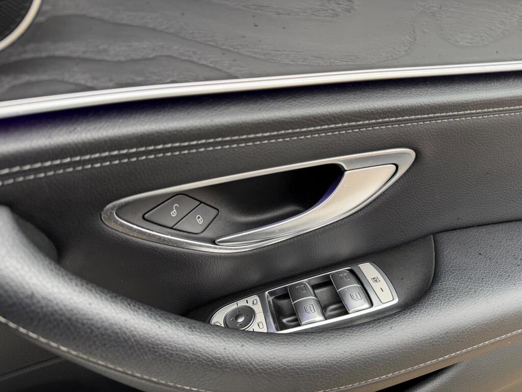 2016 Mercedes-Benz E Class thumbnail 36