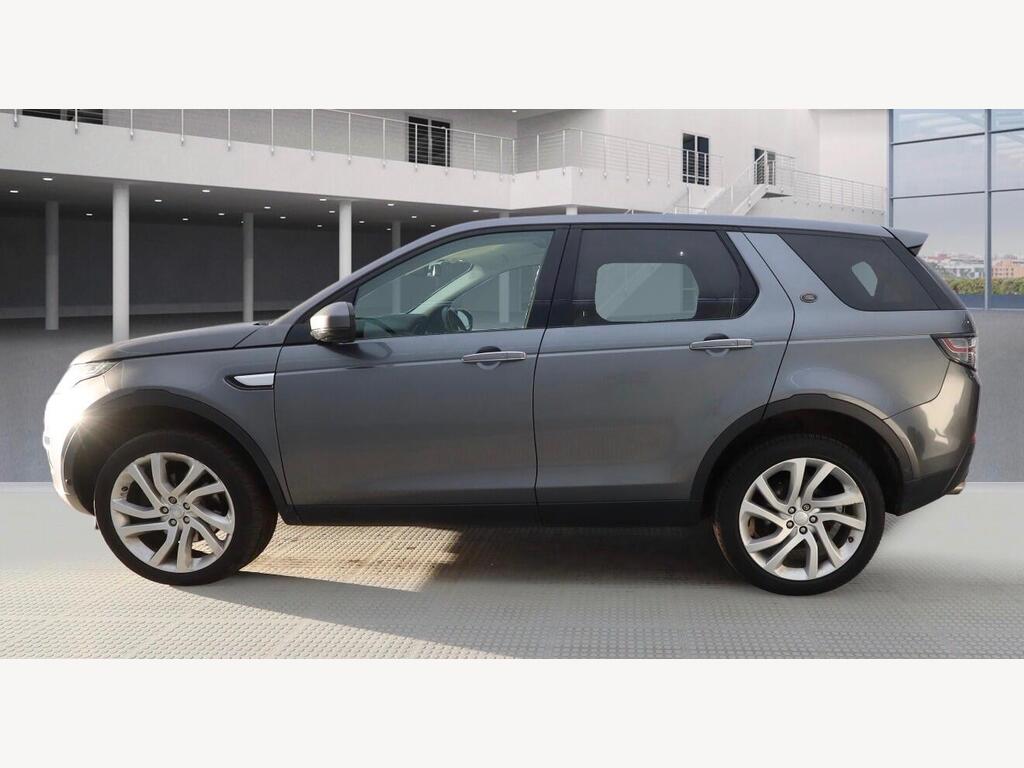 2017 Land Rover Discovery Sport thumbnail 4