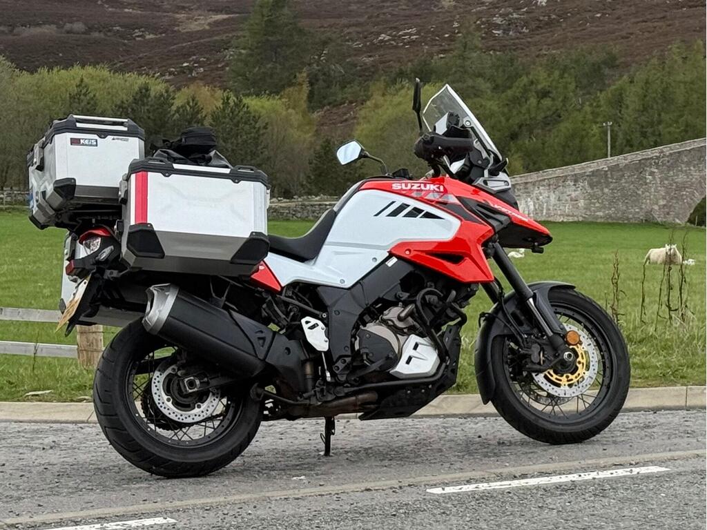 Suzuki V-Strom 1050
