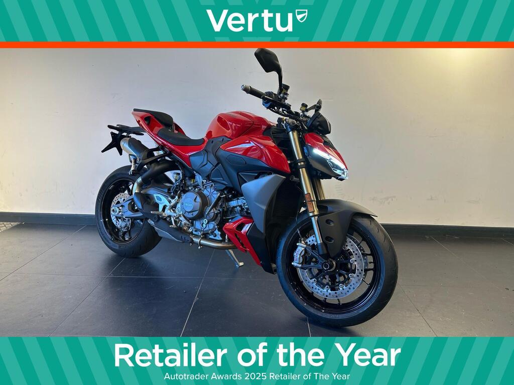 Ducati Streetfighter V2