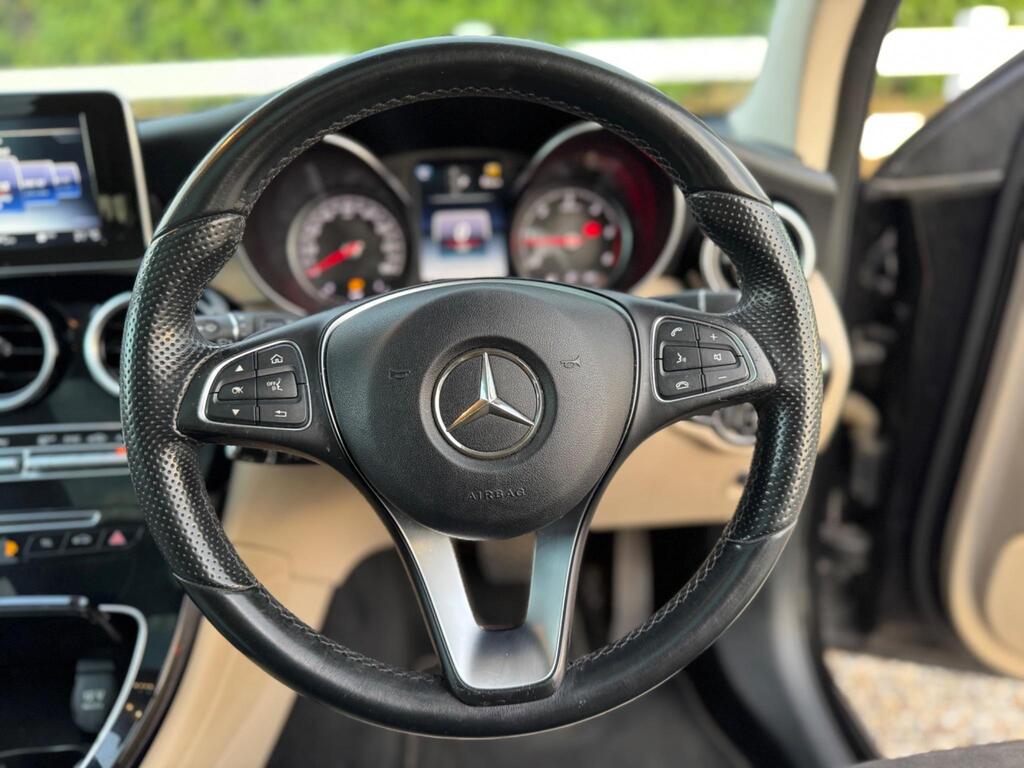 Mercedes-Benz GLC 2.1 GLC220d Sport (Premium) G-Tronic 4MATIC Euro 6 (s/s) 5dr thumbnail 28