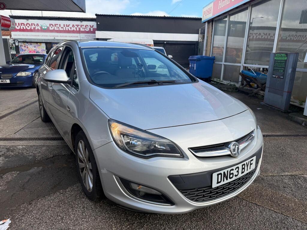 Vauxhall Astra Estate 2.0 CDTi SE Sports Tourer Euro 5 (s/s) 5dr