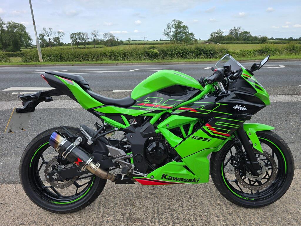 Kawasaki Ninja 125 Super Sports 125 Euro 5