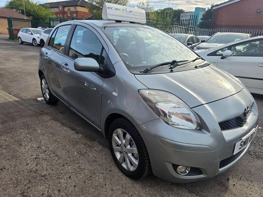 Toyota Yaris Hatchback 1.0 VVT-i T Spirit Euro 5 5dr