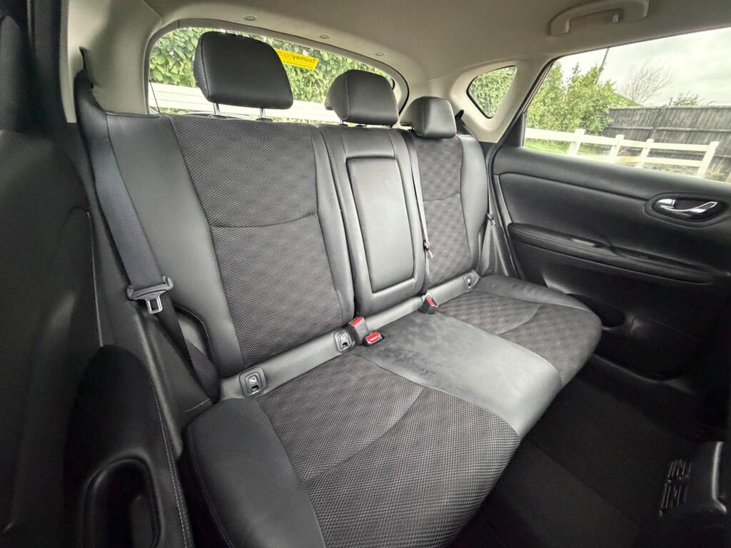 2017 Nissan Pulsar thumbnail 18