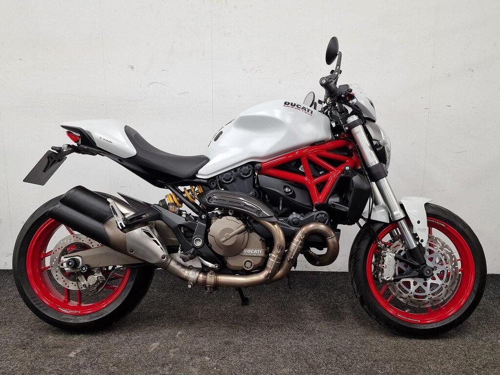 Ducati Monster 821