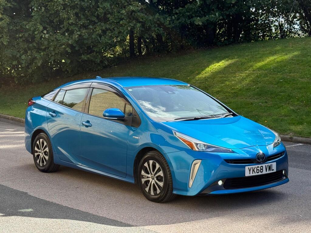 Toyota Prius Hatchback 1.8 VVT-h Business Edition CVT Euro 6 (s/s) 5dr (Park Assist)