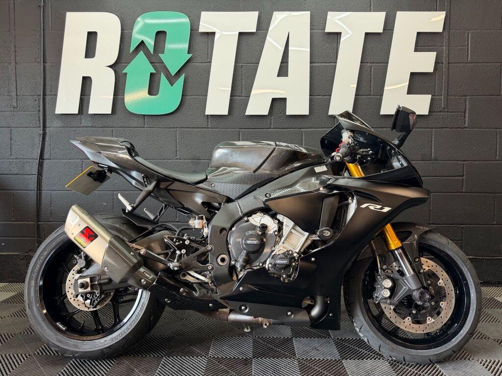 Yamaha R1