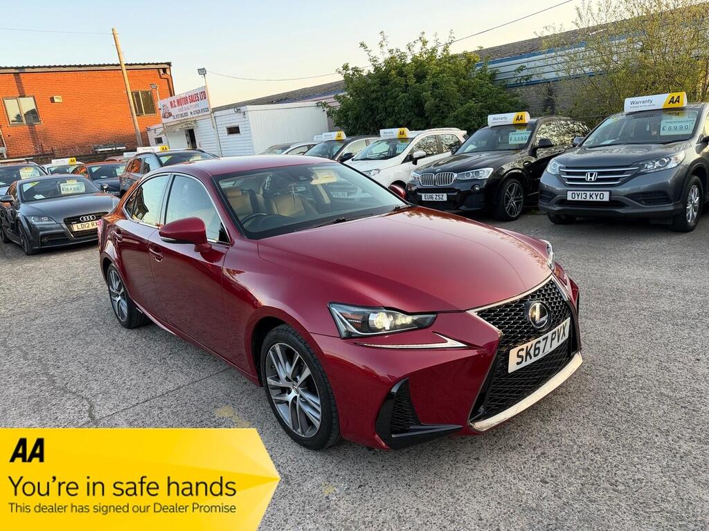 Lexus IS Saloon 2.5 300h Advance E-CVT Euro 6 (s/s) 4dr